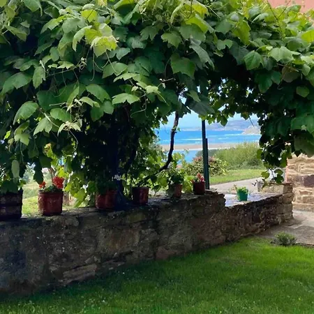Casa Pedracuca Con Vista A Ria Y Al Mar, En Coruna Nyaraló *
